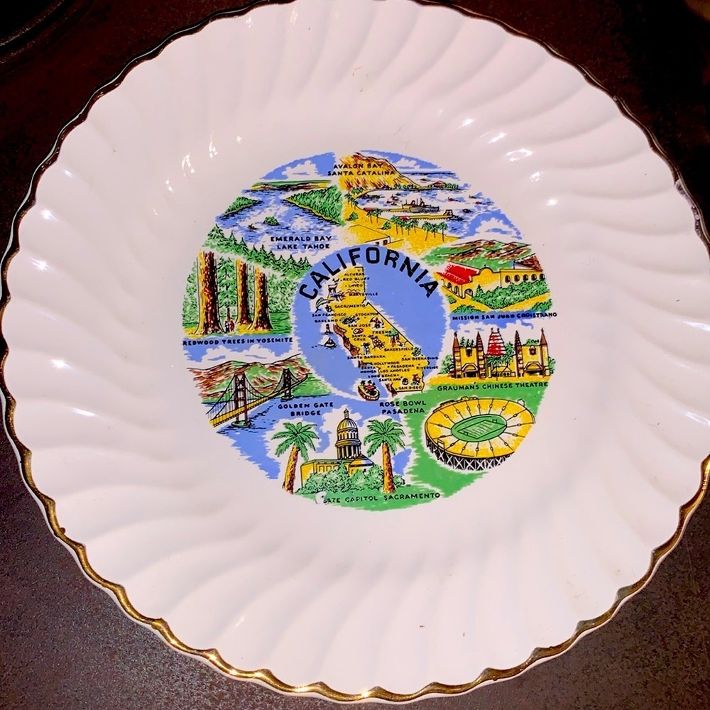 1960s Vintage California Gold Rim Tourist Souvenir Ceramic Display Plate